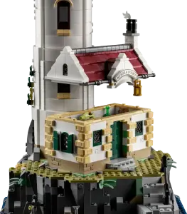 21335 Ideas Motorized Lighthouse - 9