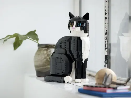 21349 Ideas Tuxedo Cat - 10