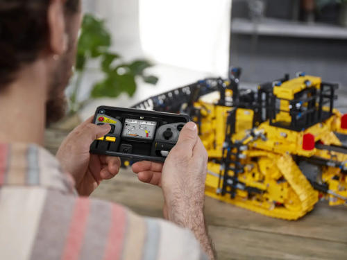 42131 Technic App-Controlled Cat D11 Bulldozer - 14