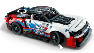 42153 Technic NASCAR® Next Gen Chevrolet Camaro ZL1 - 9