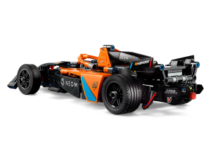 42169 Technic NEOM McLaren Formula E Race Car - 8