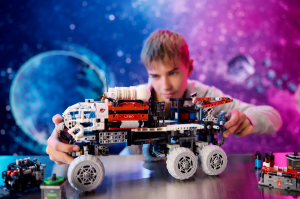 42180 Technic Mars Crew Exploration Rover - 11