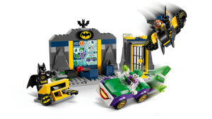 76272 Batman The Batcave with Batman, Batgirl & The Joker - 5